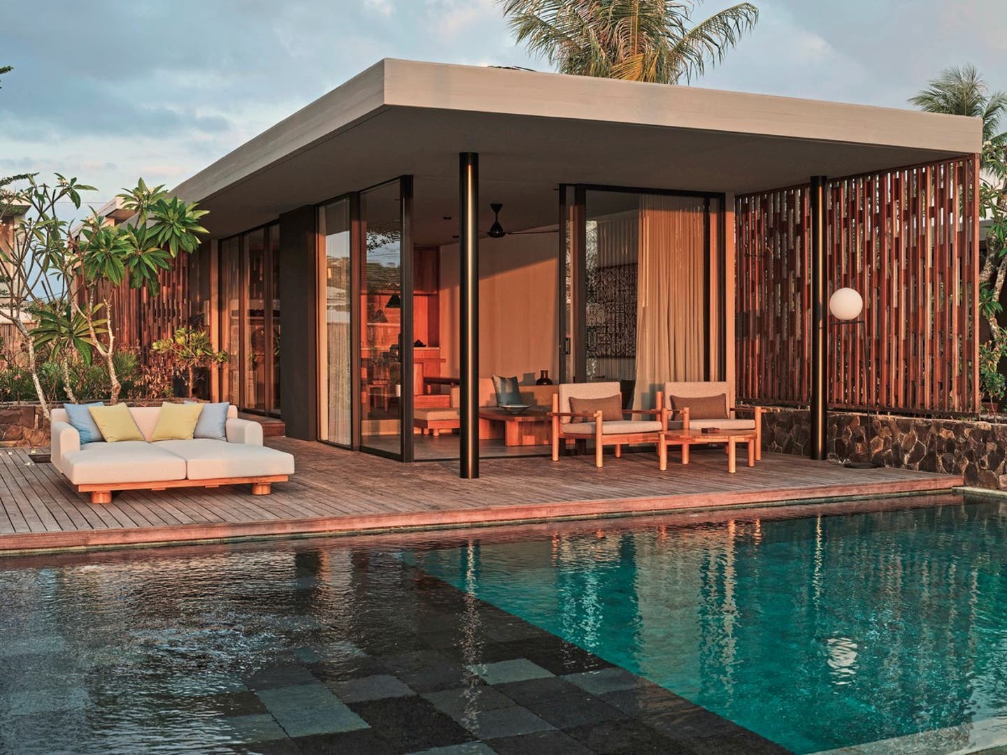 One Bedroom Beachfront