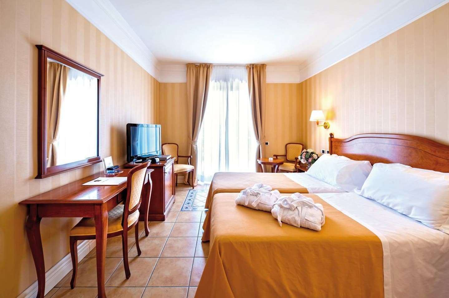 Wohnbeispiel Doppelzimmer Superior seitl. Meerblick