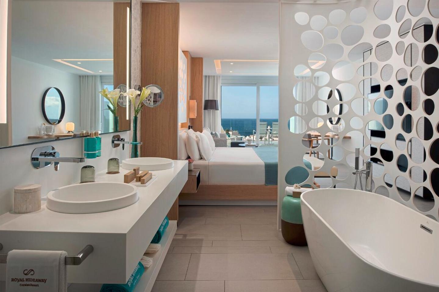 Wohnbeispiel Junior Suite Frontal Ocean View