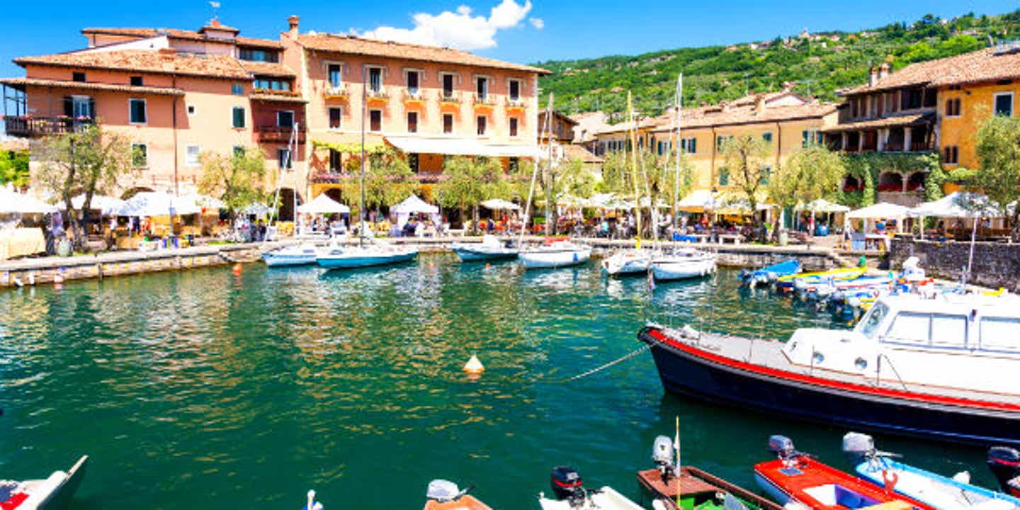 Hotels Torri del Benaco