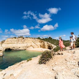 Portugal-FVA-Central-West-Carvoeiro-Sete-Vales-Suspensos-familia1.jpg