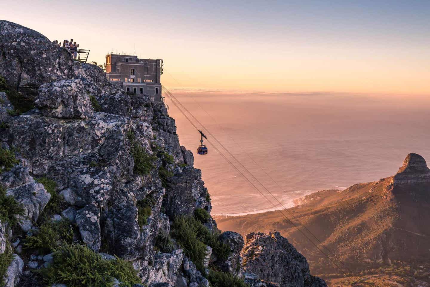 Südafrika Highlights Kapstadt Gondel Tafelberg