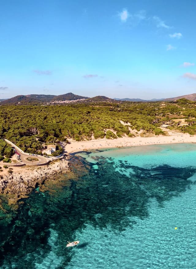 Zu den Angeboten Spanien Mallorca Cala Ratjada Strand