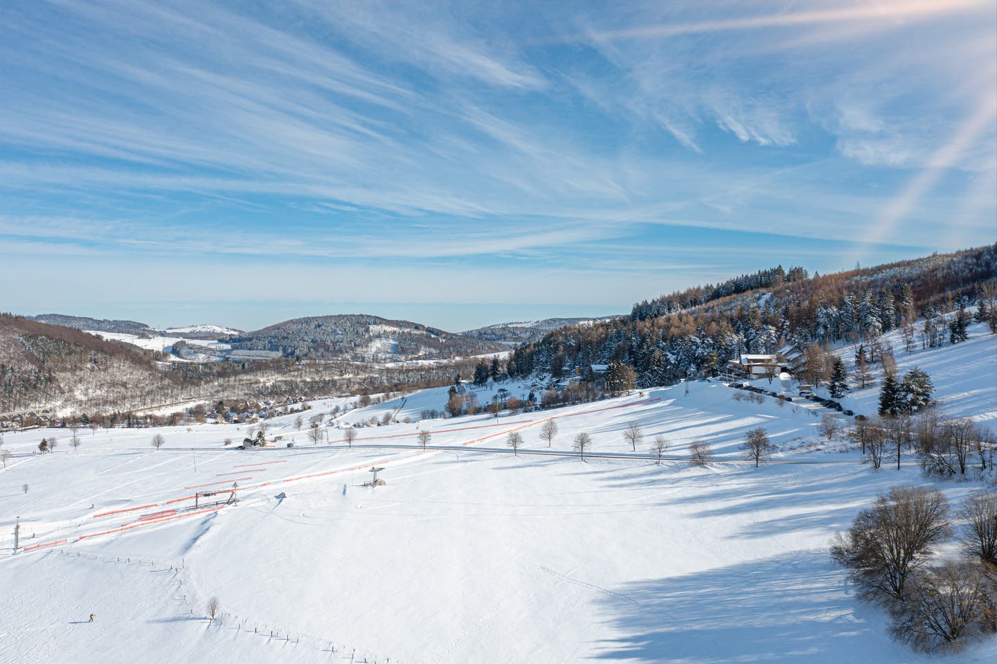 Blick auf die Skipiste im hessischen Willingen