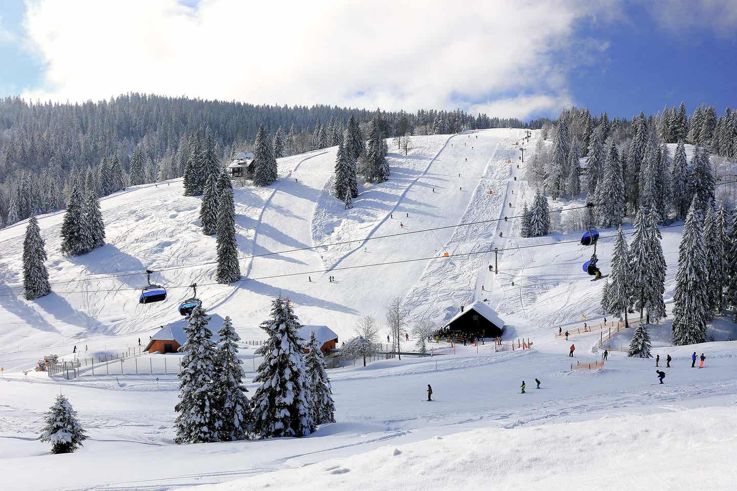 Skiabfahrt in Feldberg im Schwarzwald Deutschland