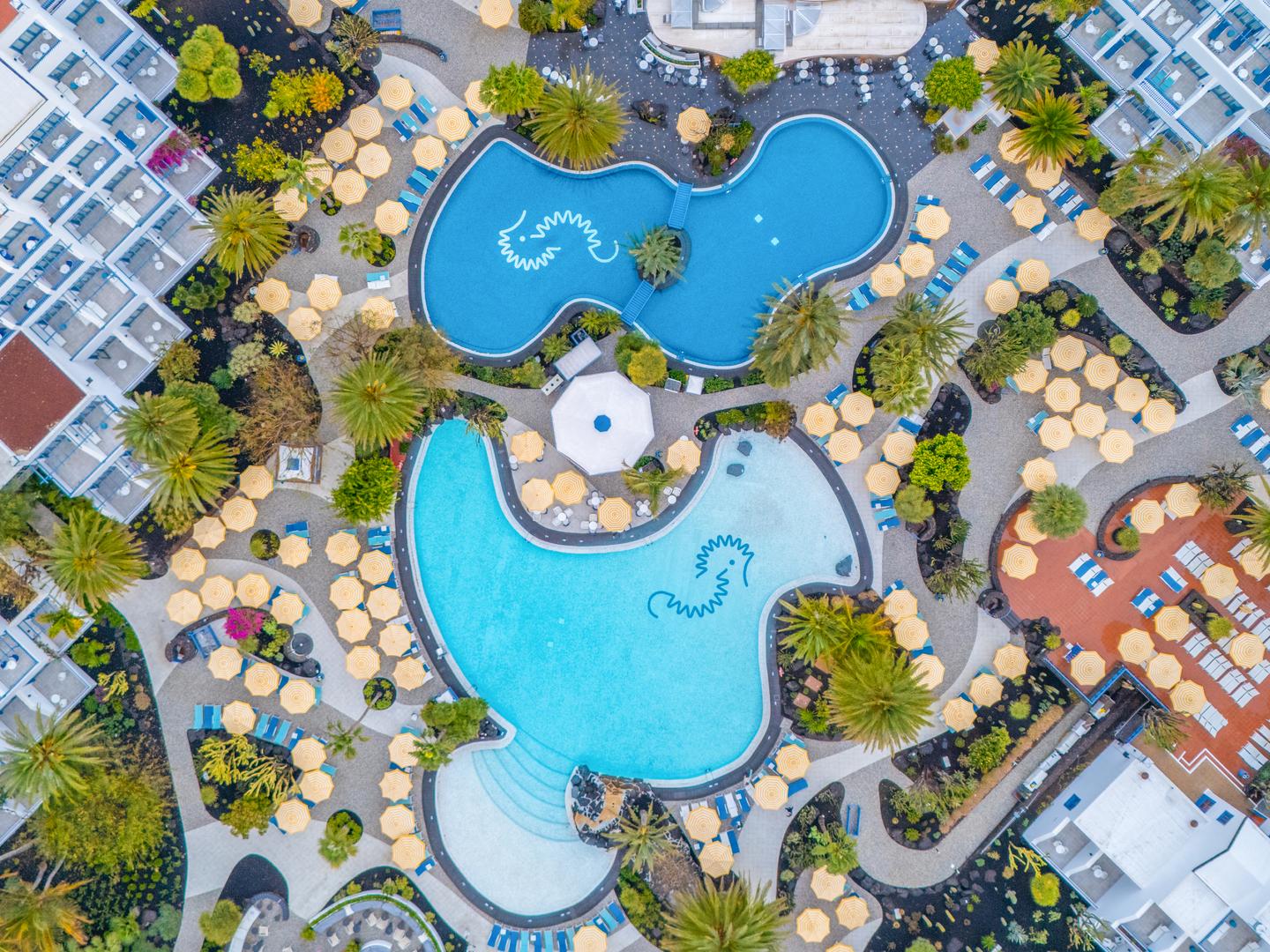 Pool Drohnenbild