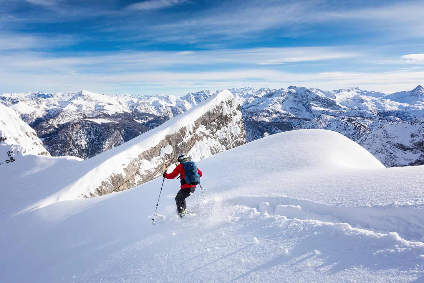 Ski-Freerider in den Alpen bei Berchtesgarden in Deutschland