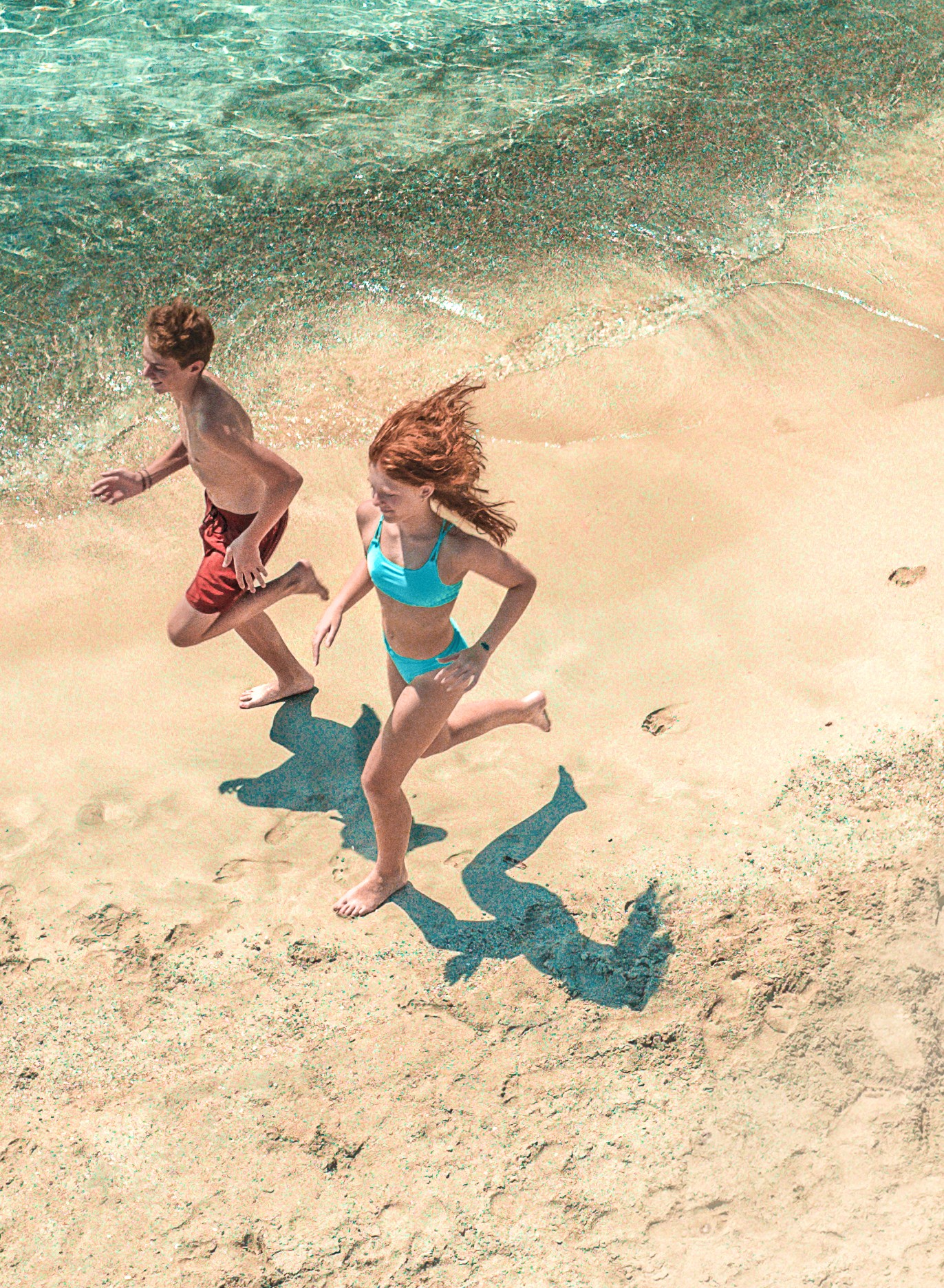 Mitsis Hotels - Kinder rennen am Strand