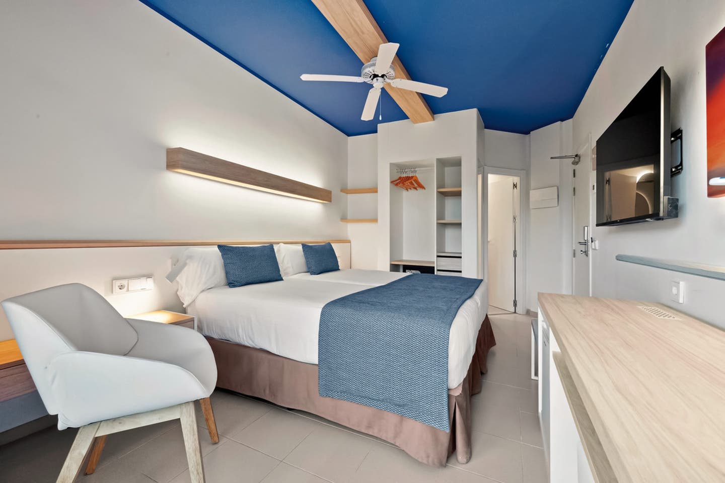 Wohnbeispiel Doppelzimmer Poolblick