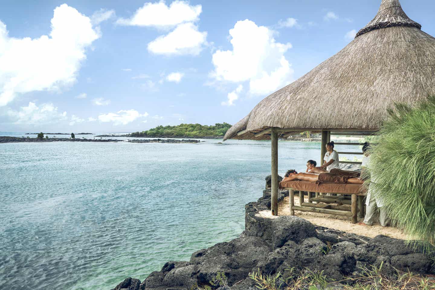 Adults-only-Hotel auf Mauritius: Paar lässt sich massieren