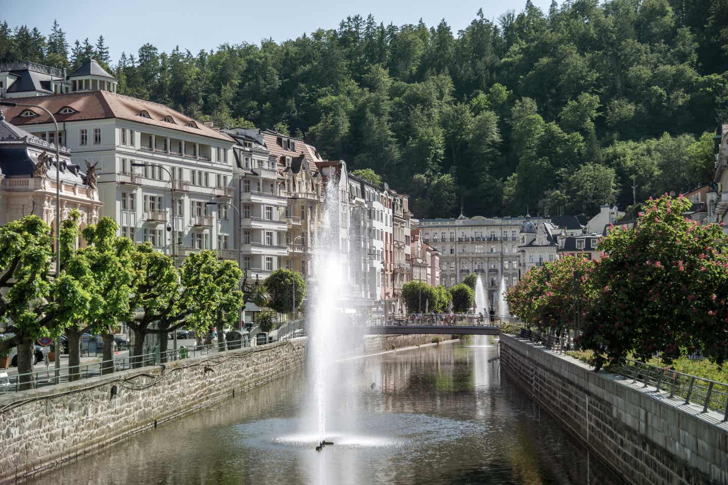 Altstadt mit hübschen Gebäuden in Tschechien