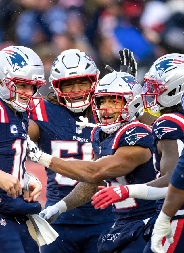 NFL USA – New England Patriots 2026 NFL Patriots Games – Football auf Rasen