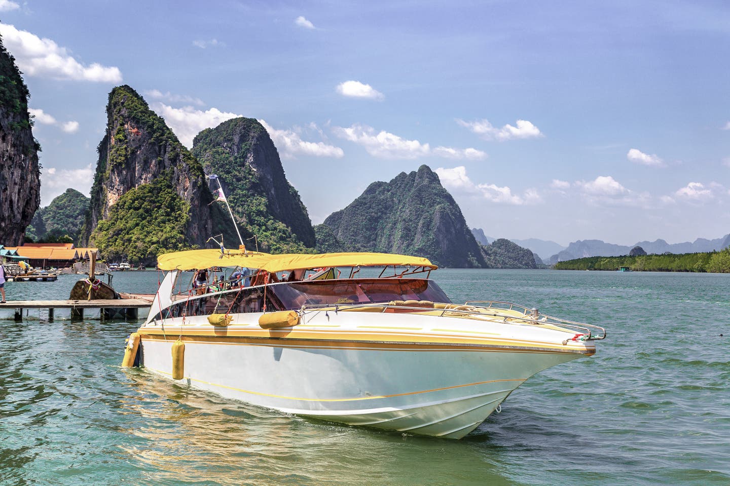 Mit dem Sammeltaxi in die Phang Nga Bucht