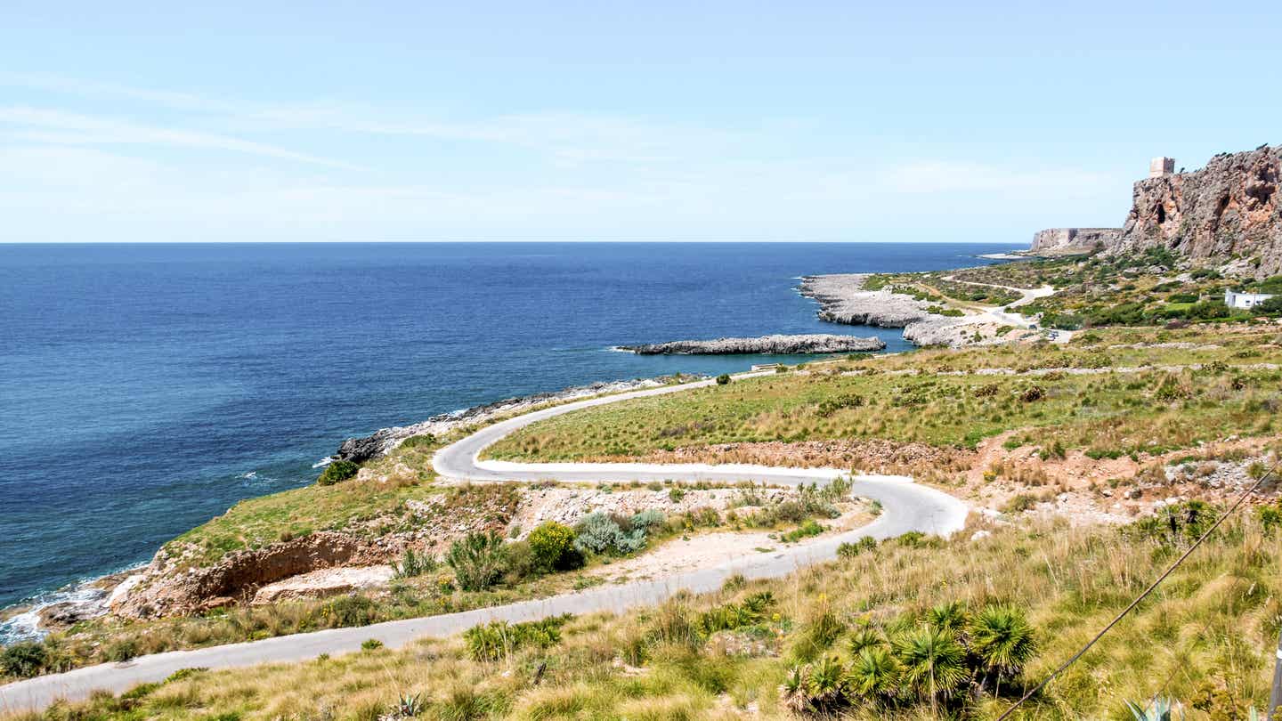 Die beste Reisezeit Siziliens. Panoramastraße in San Vito Lo Capo