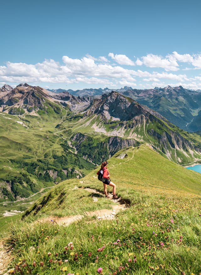 Wanderurlaub Österreich Wanderurlaub Österreich - traumhaftes Landschaftspanorama in den Alpen