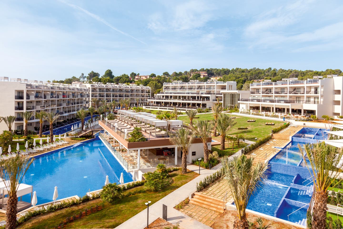 Die schönsten Hotels der Welt mit DERTOUR: zafiro palace Hotel auf Mallorca