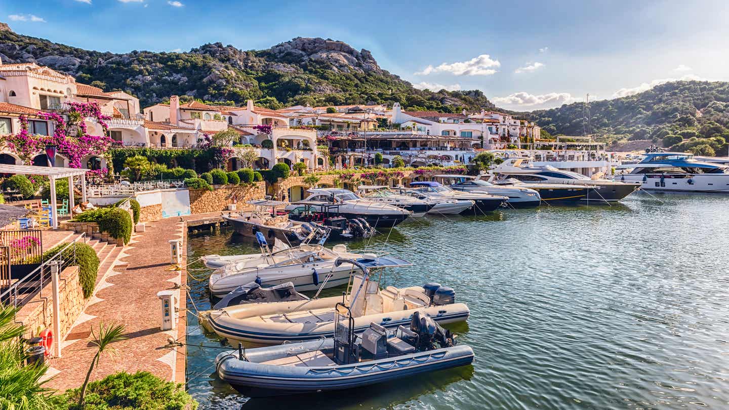 Poltu Quatu an der Costa Smeralda in Sardinien, Italien