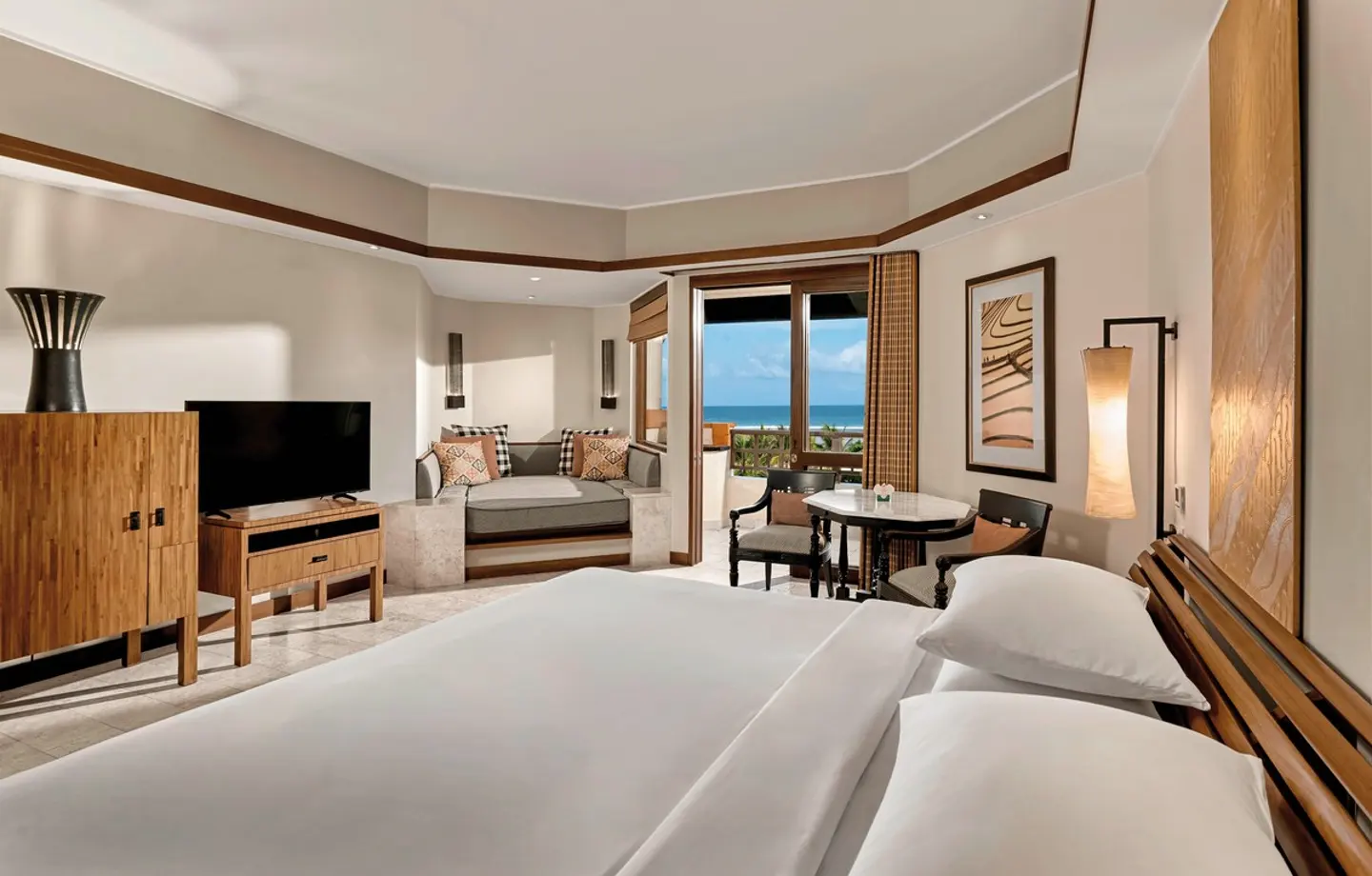 Wohnbeispiel King/Twin Bed Ocean View