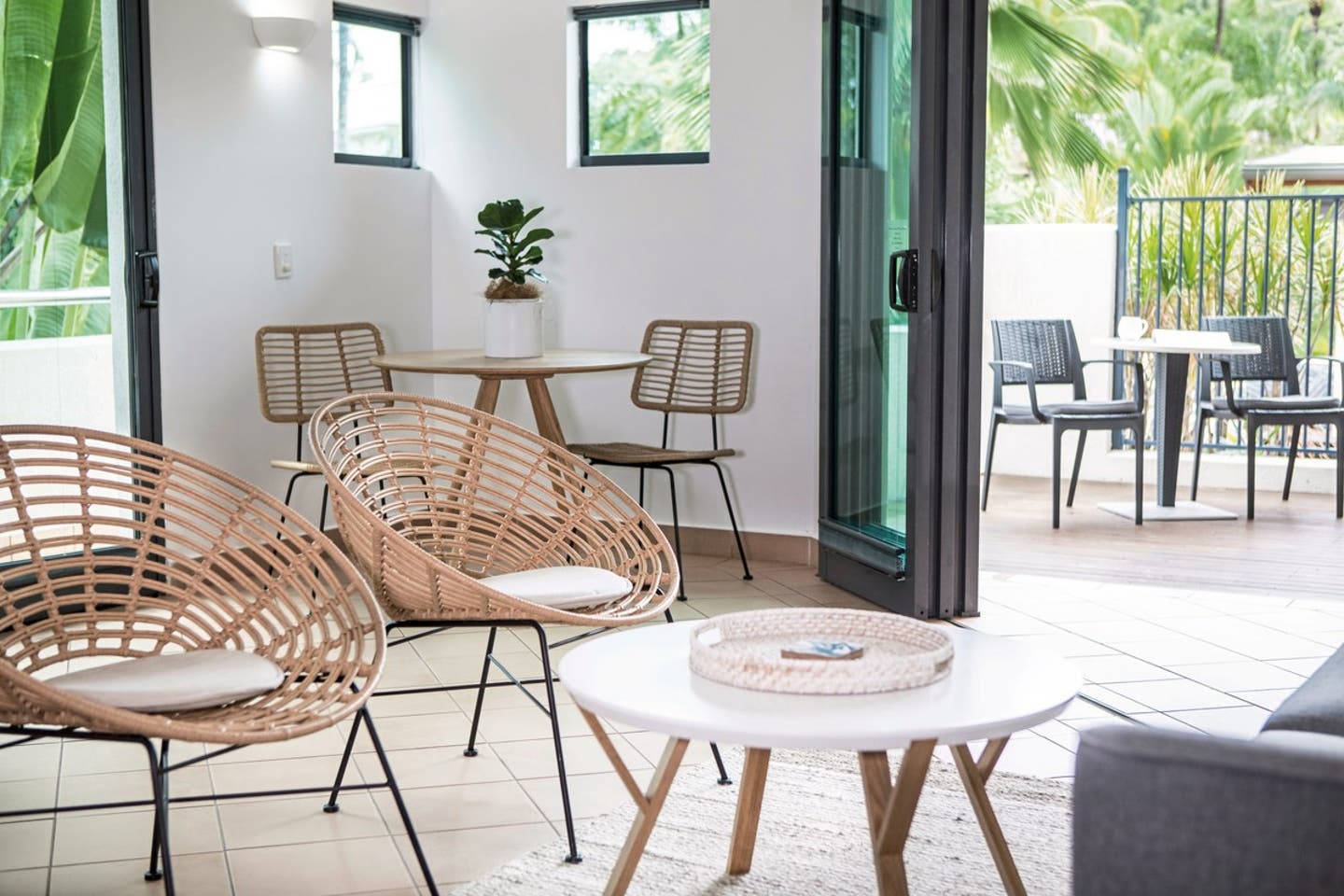 Wohnbeispiel Pool View Suite