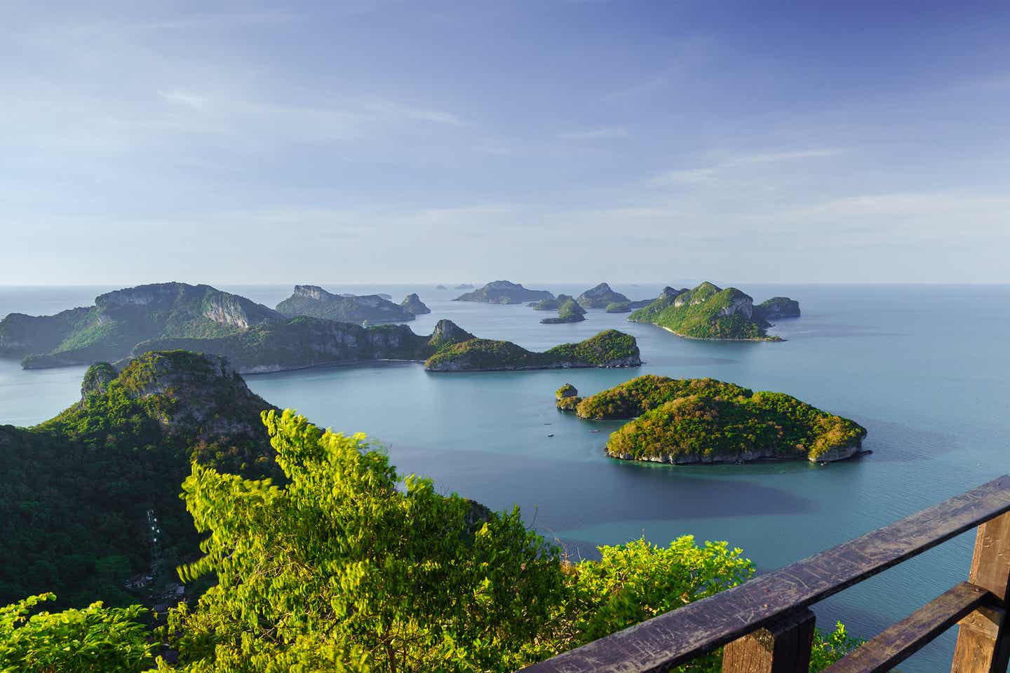 Blick auf Angthong National Marine Park