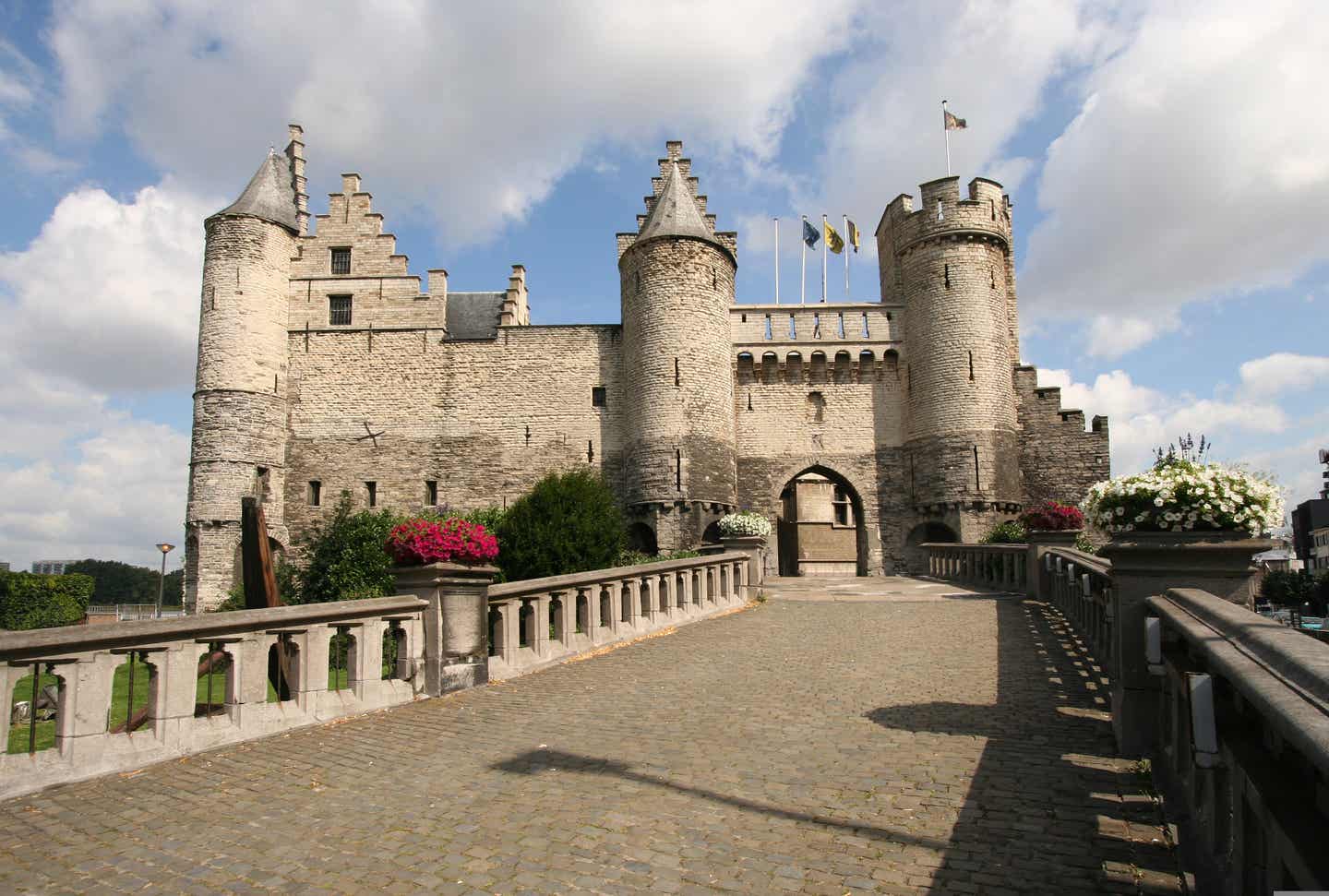 Antwerpen-Städtereise: Blick auf die Burg