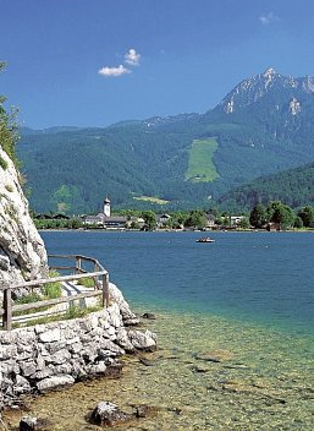 Zu den Angebotsdetails Ausblick auf Wanderreise im Salzkammergut