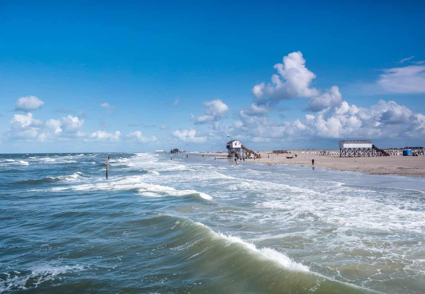 Fotospot in Deutschlands Norden: die Pfahlbauten von St. Peter-Ording