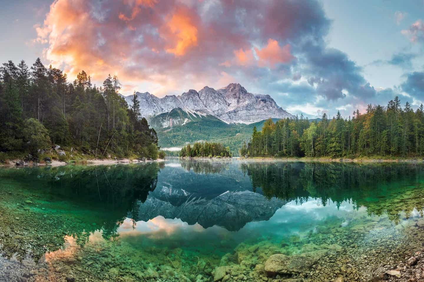 Fotospot in Deutschland mit einzigartigem Farbenspiel: der Eibsee