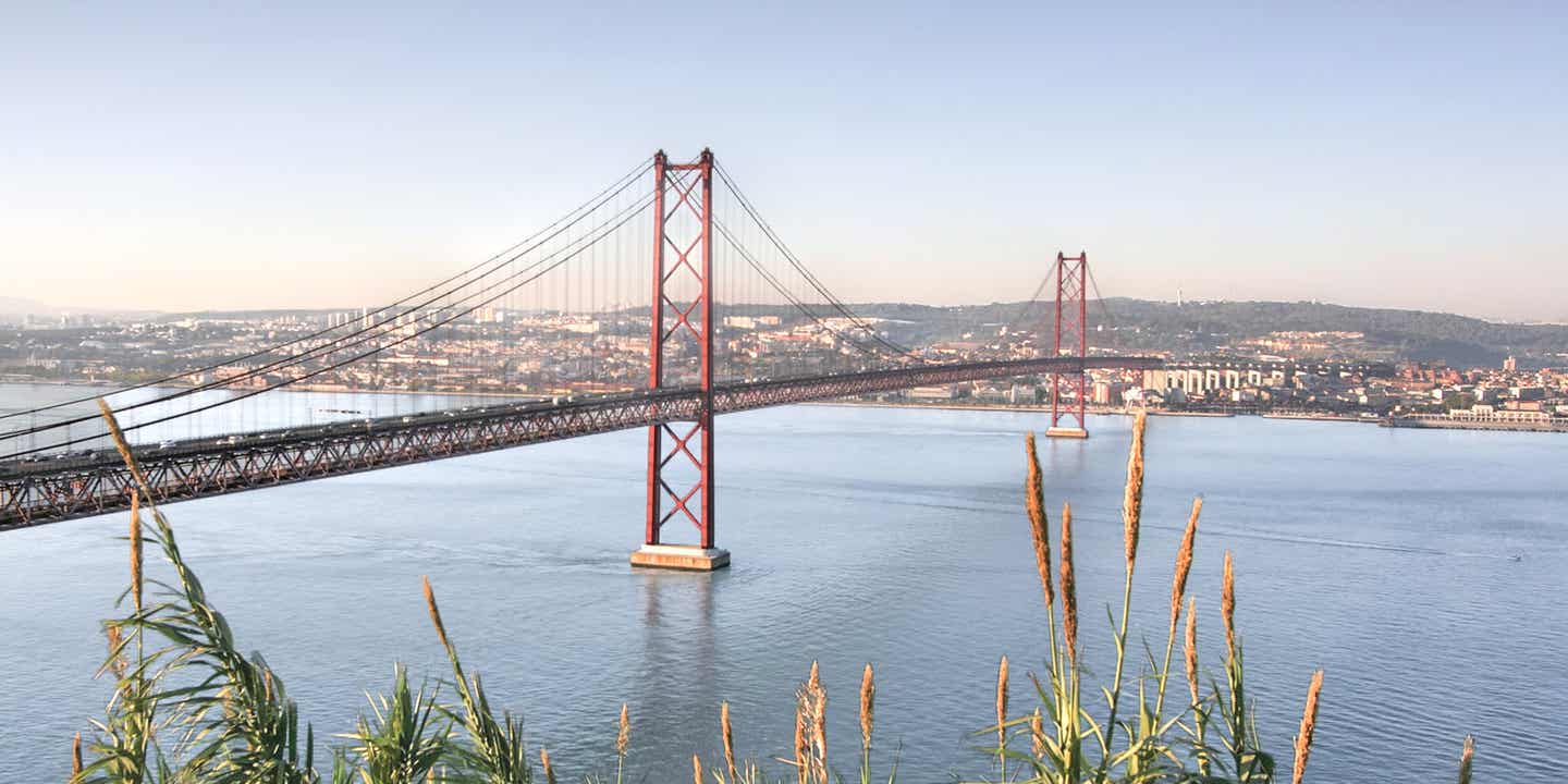 Die Ponte 25 de Abril in Lissabon