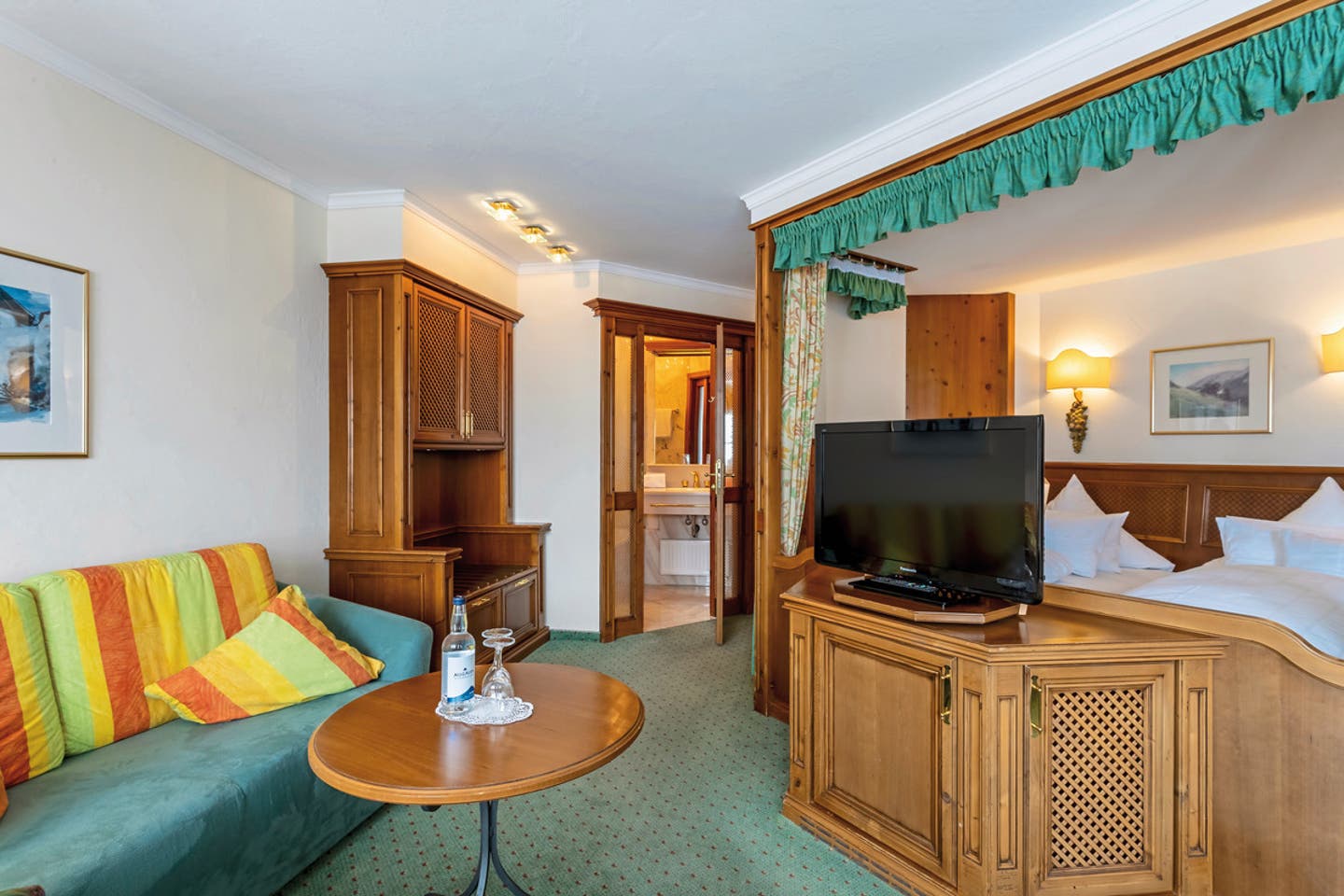 Wohnbeispiel Doppelzimmer Komfort Balkon oder Terrasse