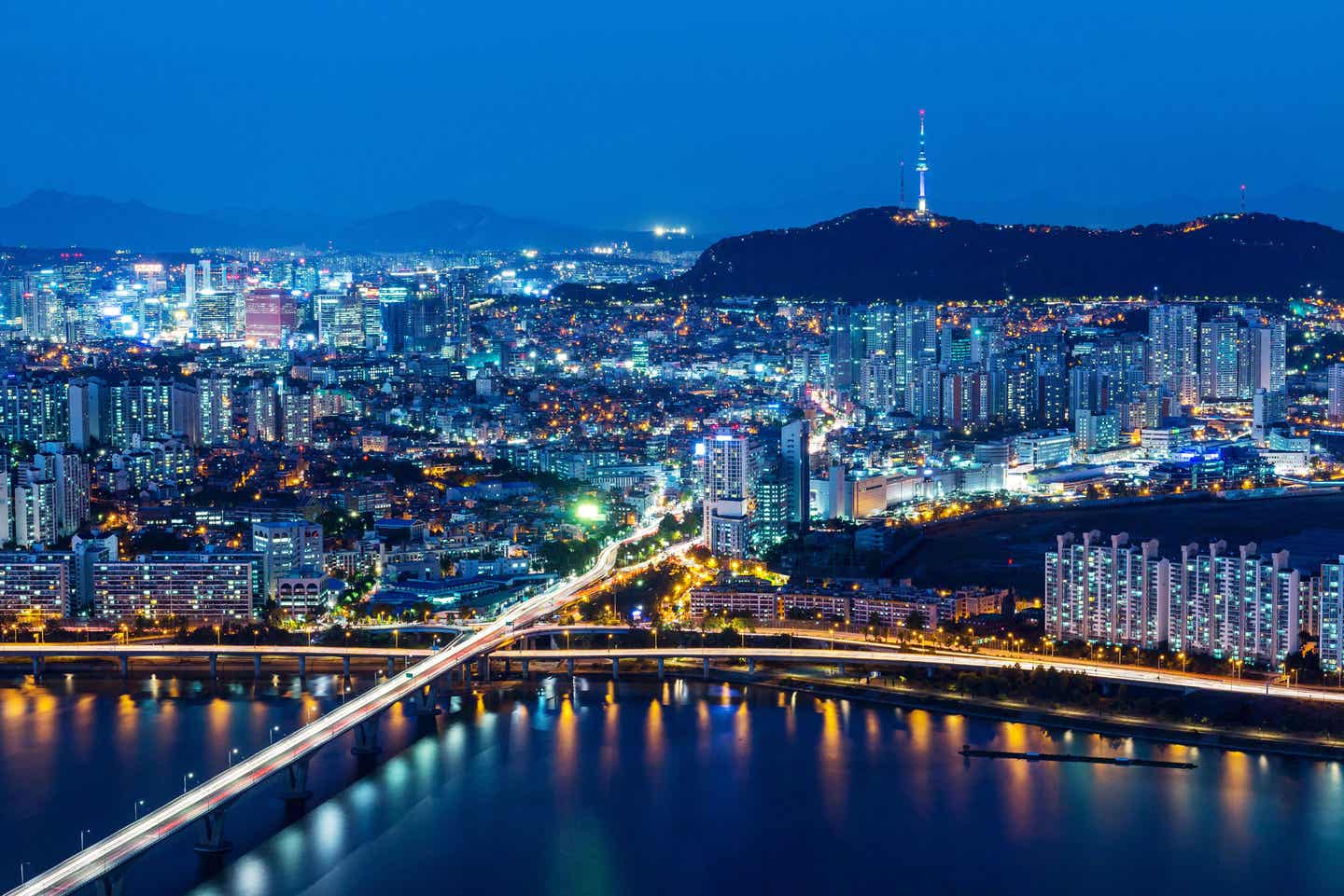 Skyline von Seoul bei Nacht