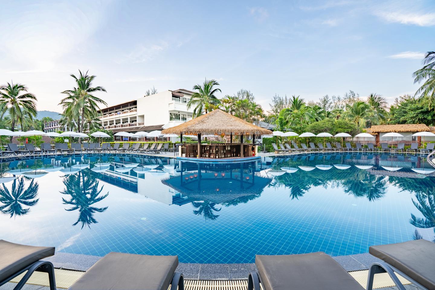 Pool Resort