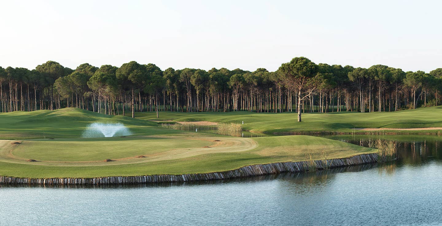 Golfplatz- Panorama im Belek-Urlaub