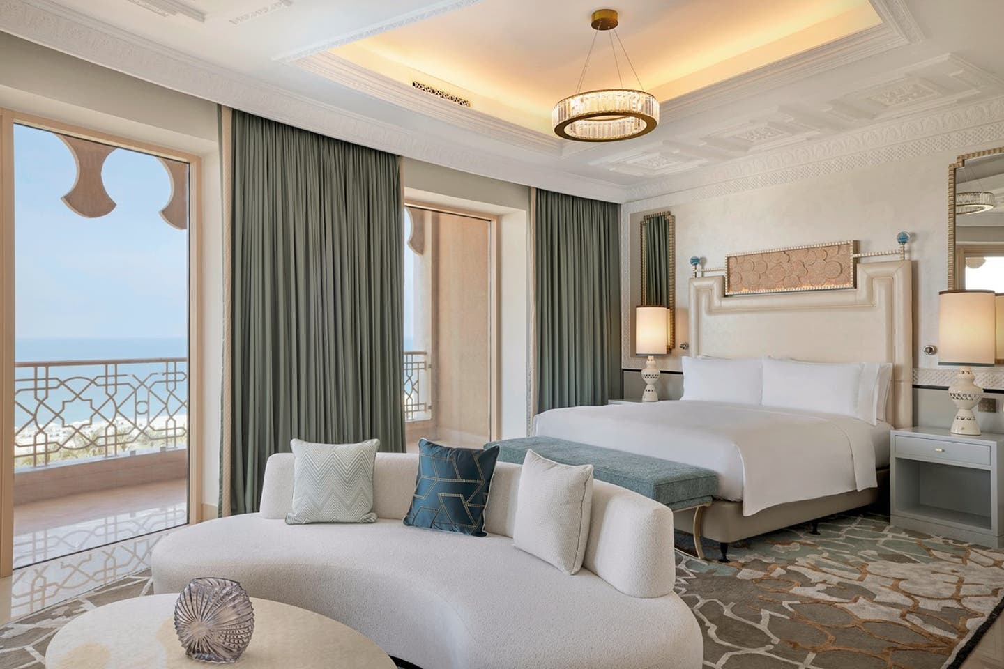 Wohnbeispiel King Premier Room Ocean View Room