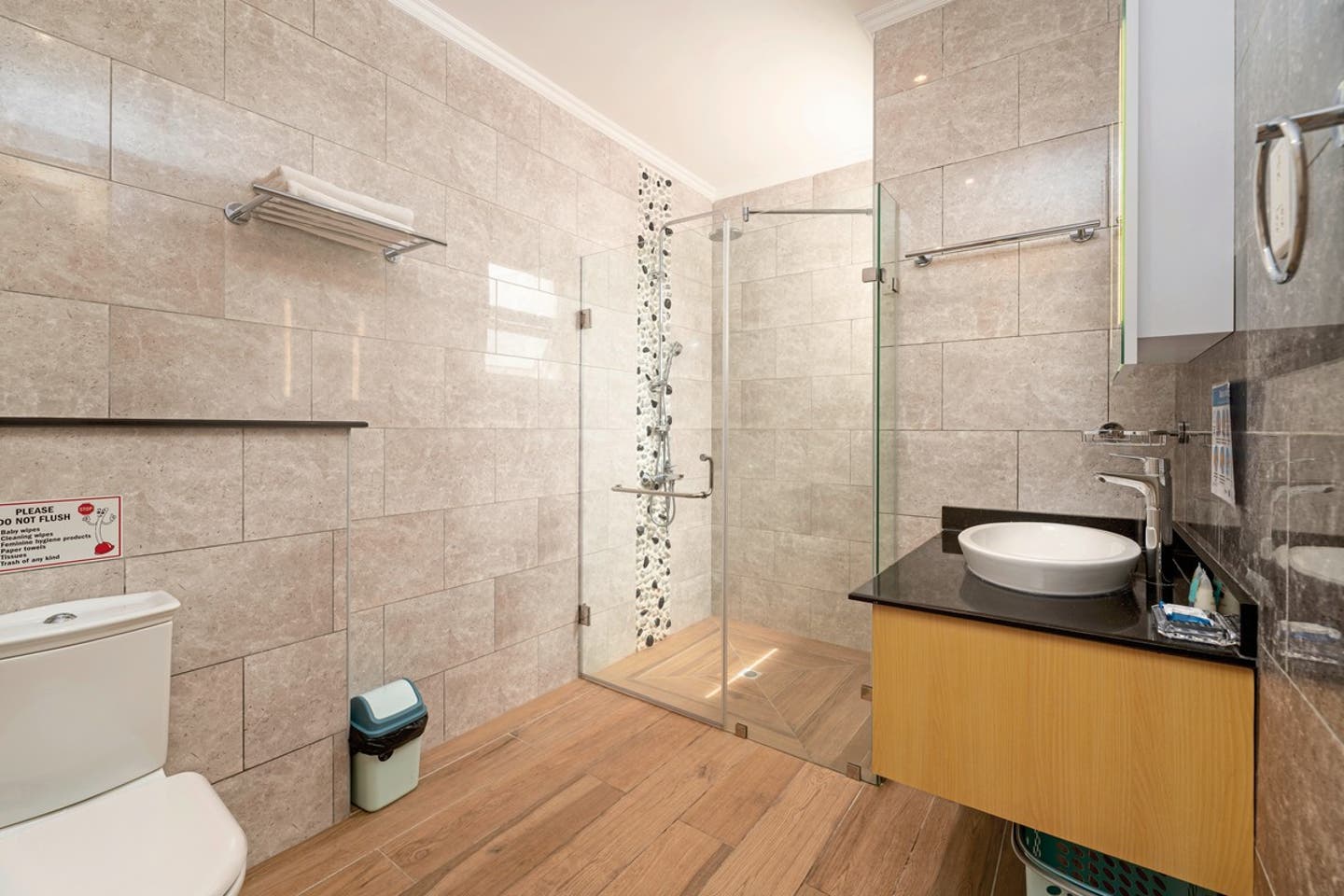 Beispiel Bad One Bedroom Apartment