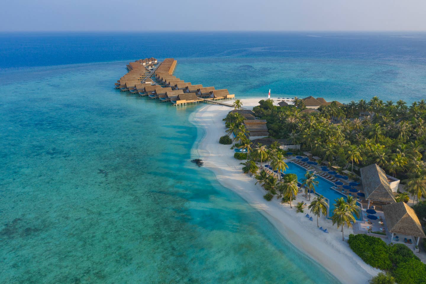 Emerald Faarufushi Resort & Spa