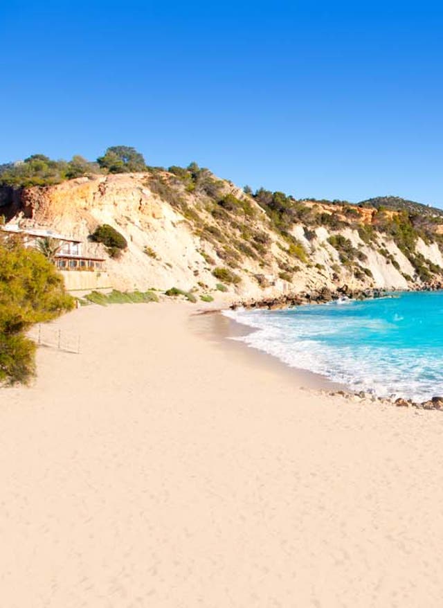 Hotel auf Ibiza buchen Strand Cala d'Hort auf Ibiza