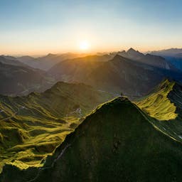 oesterreich-vorarlberg-glatthorn-gipfel-g-1285344693-3.jpg