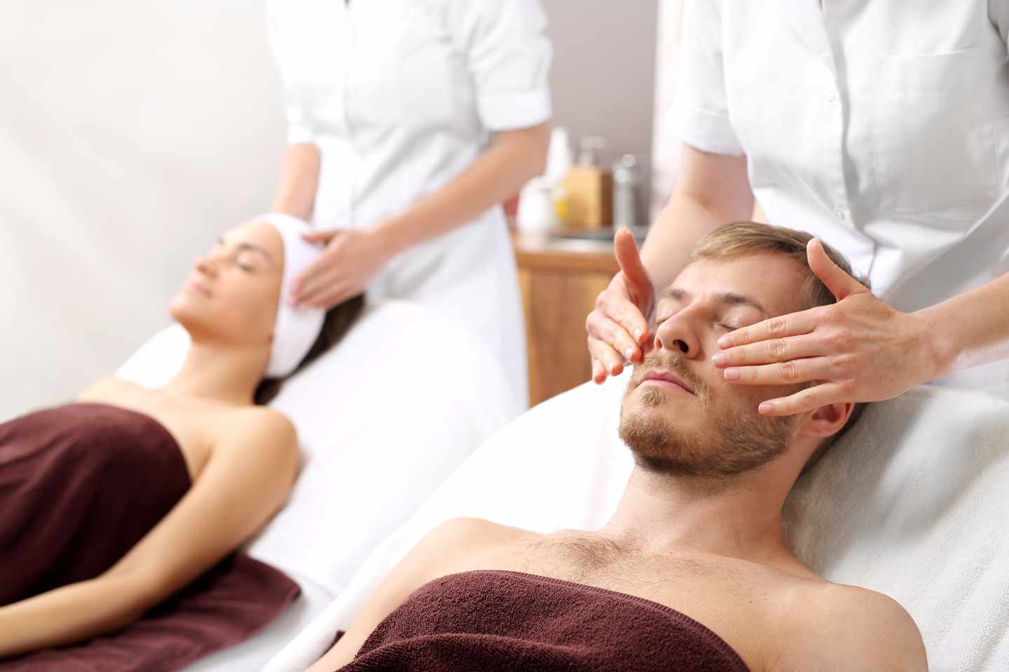 Erholung im Swinemünde-Urlaub: Paar-Massage