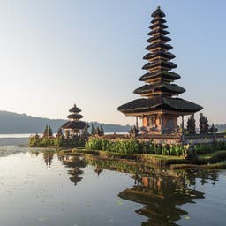 indonesien-bali-bedugul-ulun-danu-beratan-tempel-g-1876784394_bearbeitet.jpg