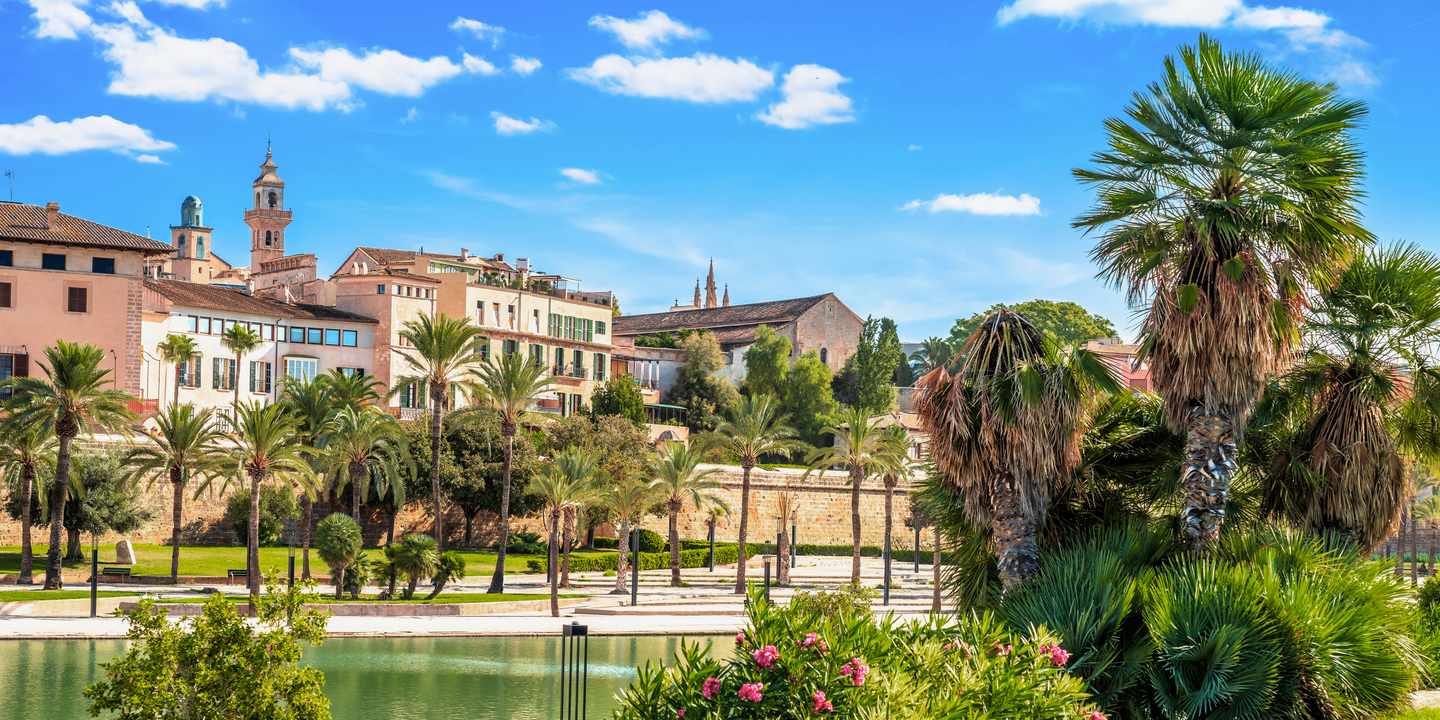 Blick auf den Parc de la Mar in Palma de Mallorca
