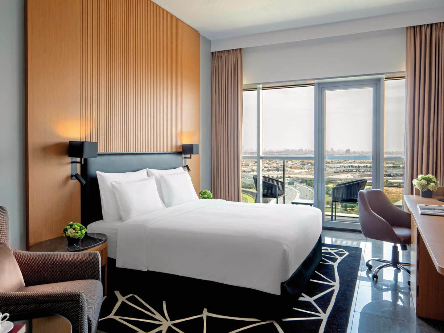 Wohnbeispiel Premier Room with Balcony