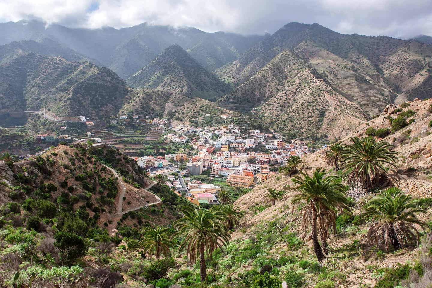 Kanaren La Gomera vallehermoso valle gran rey Bergdorf