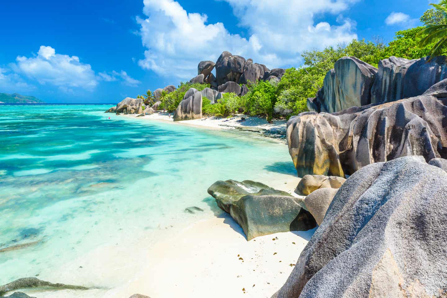 Reiseziele Winter: Source-d'Argent-Strand auf La Digue auf den Seychellen