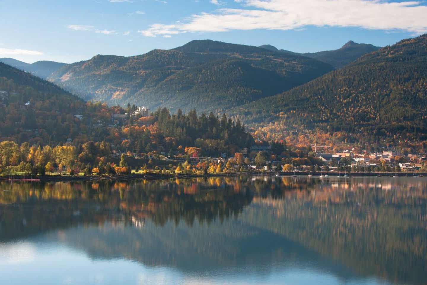 Kootenay Rockies im Herbst