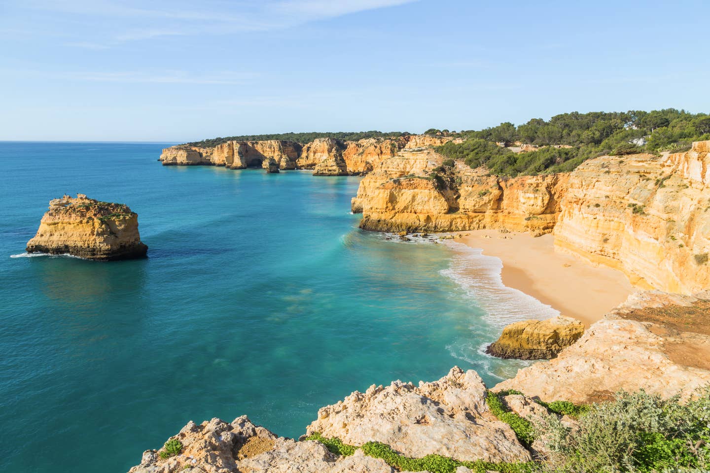 Last Minute in Portugal am Strand in der Region Algarve. Last Minute in Portugal am Strand in der Region Algarve.