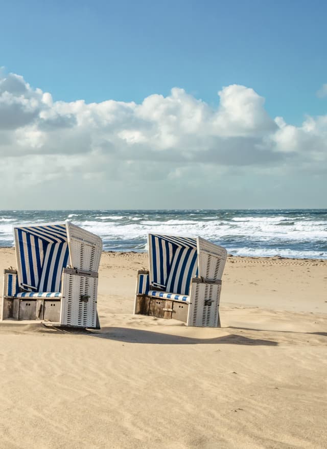 Strandurlaub Deutschland Strandurlaub Deutschland – Strandpanorama auf der Insel Sylt in der Nordsee