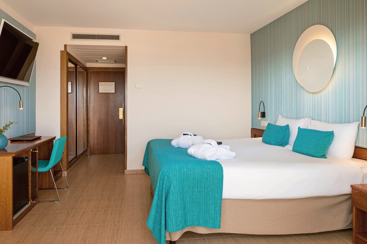Wohnbeispiel Doppelzimmer Poolblick