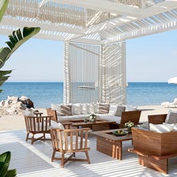 griechenland-strandlounge-DER1471205.jpg