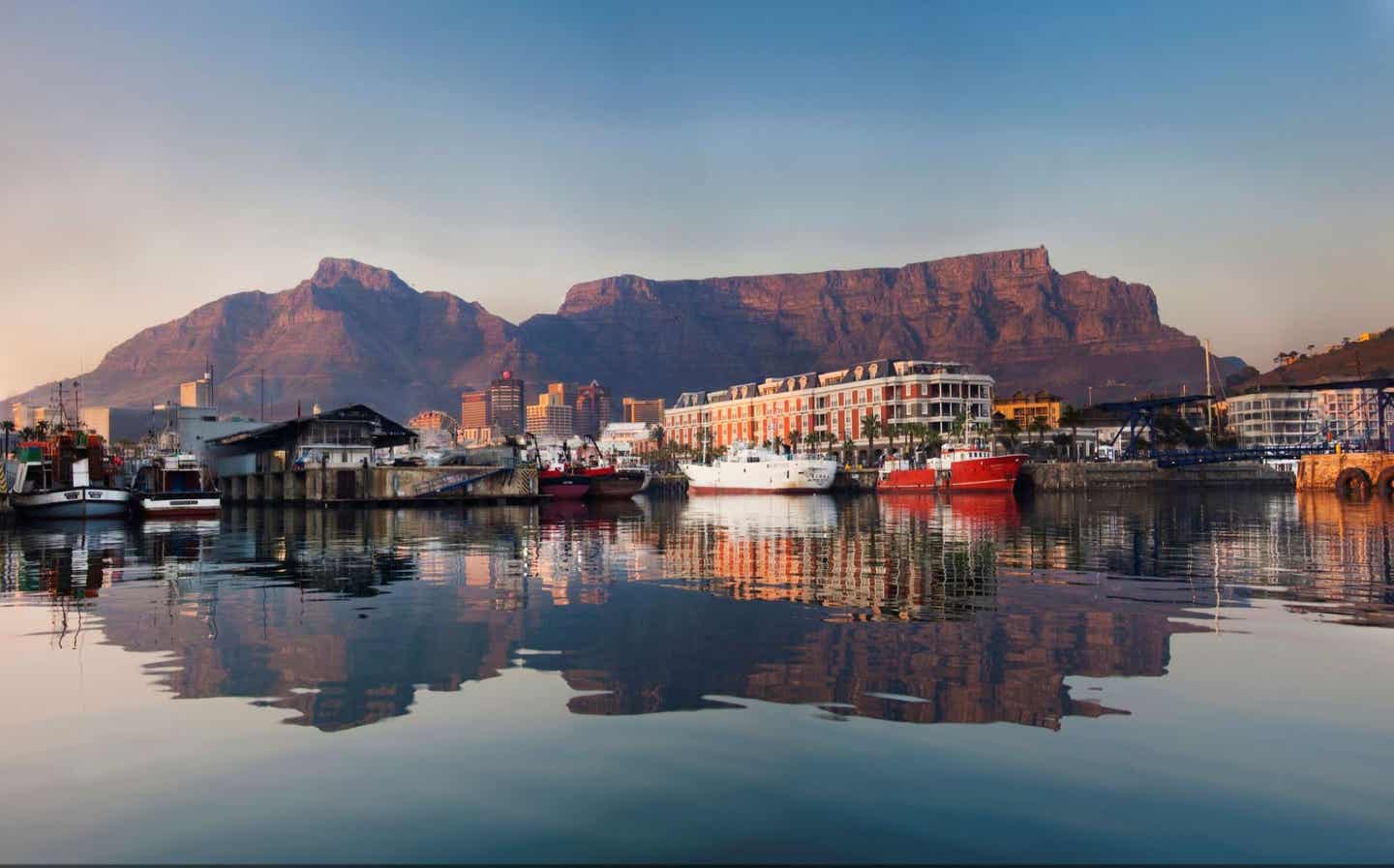 Südafrika Reisetipps: Hafen in Kapstadt